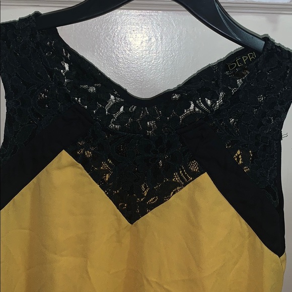 Yellow top - Picture 2 of 2